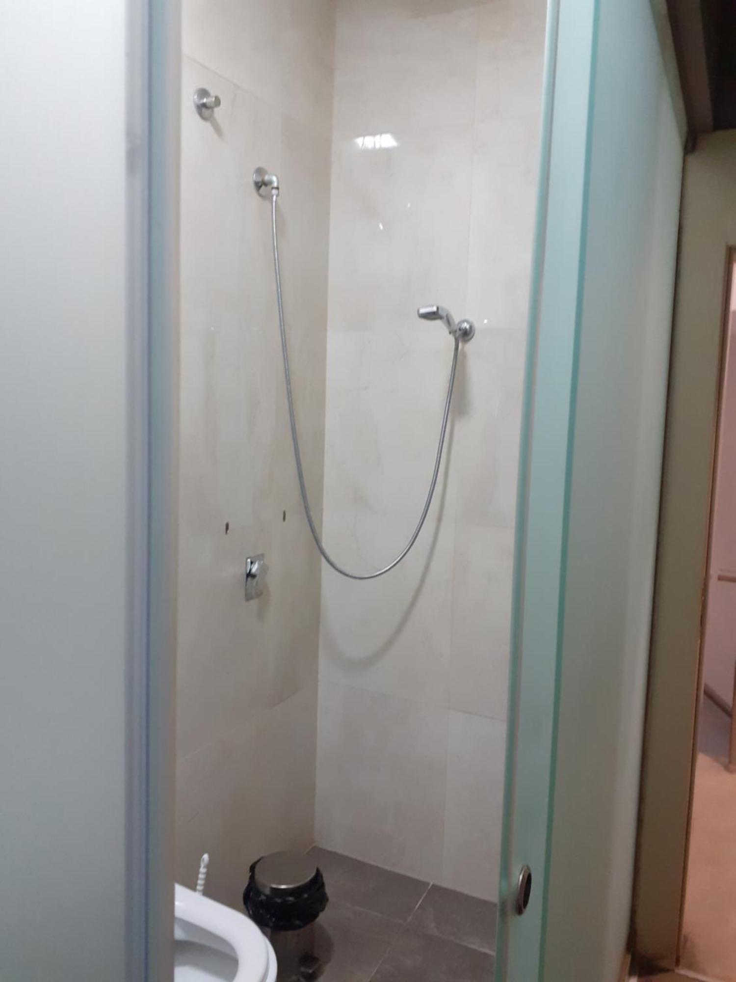 Driti Central Hotel Tiranë Luaran gambar