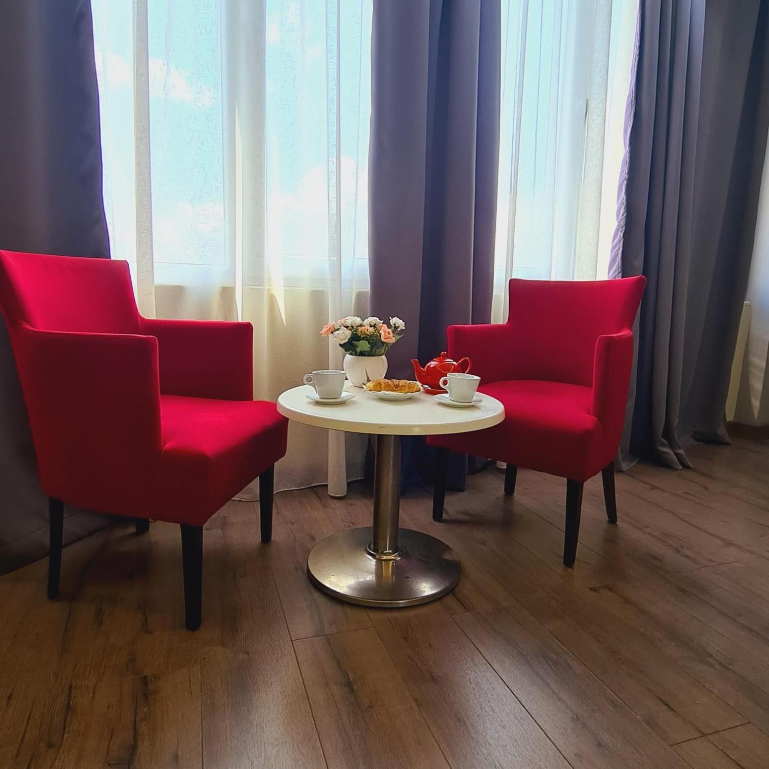 Driti Central Hotel Tiranë Luaran gambar